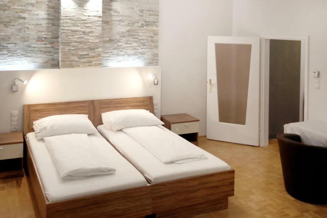 Hotel - Restaurant Valley Rose Vienna Austria