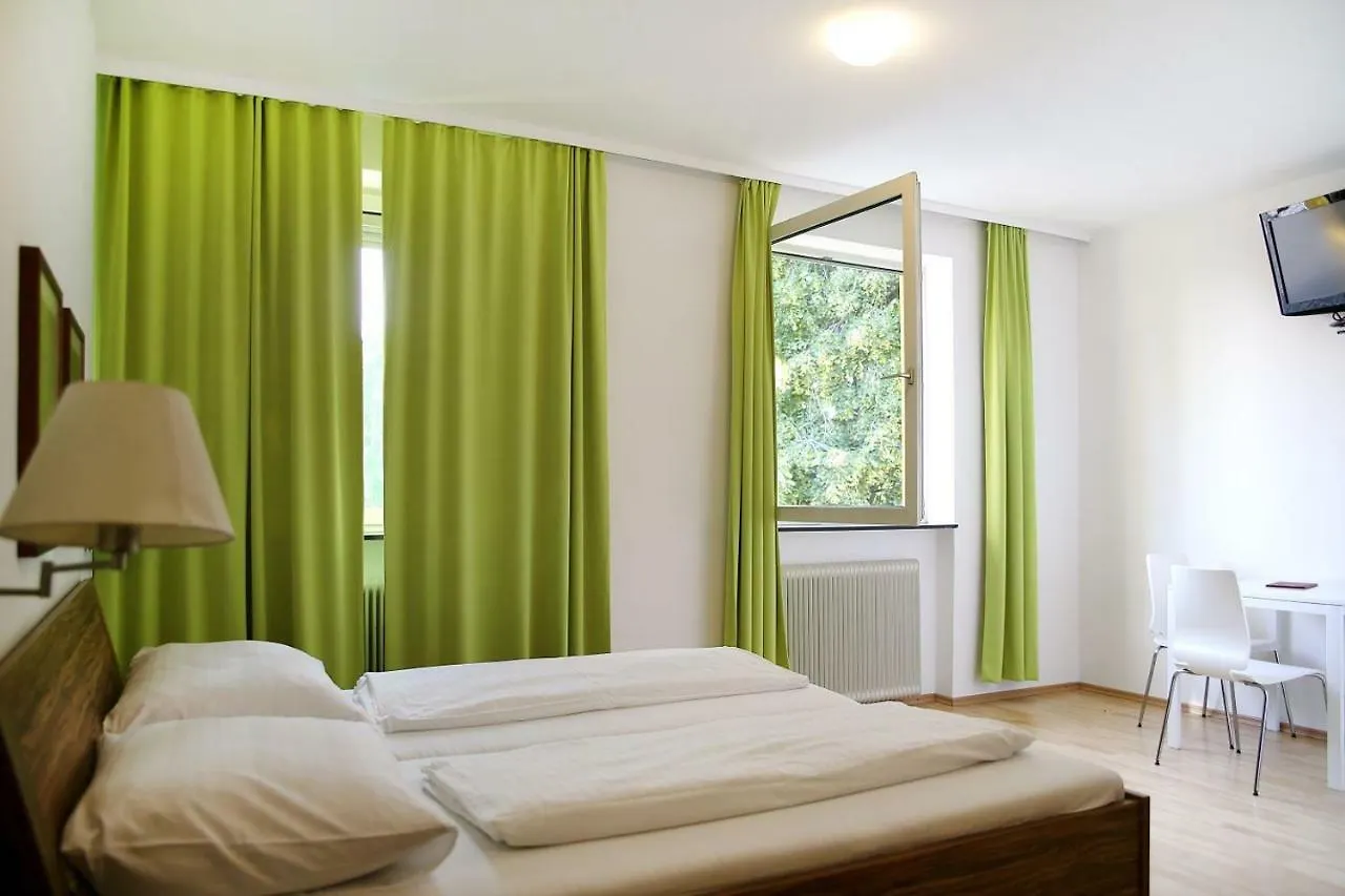 Hotel - Restaurant Valley Rose Vienna Austria
